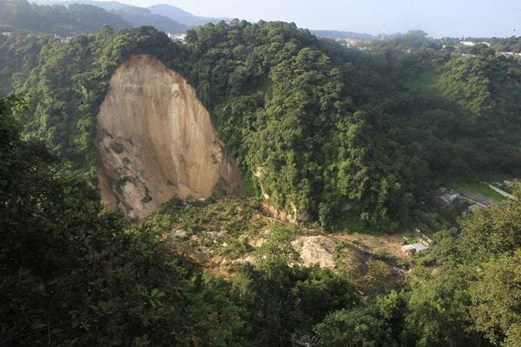 Guatemala: Lluvias por ETA provocaron deslave que cobró la vida a 50 personas guatemala-lluvias-por-eta-provocaron-deslave-que-cobro-la-vida-a-50-personas